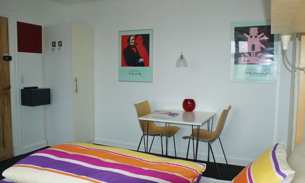 Billesgade Rooms Odense Oda fotoğraf